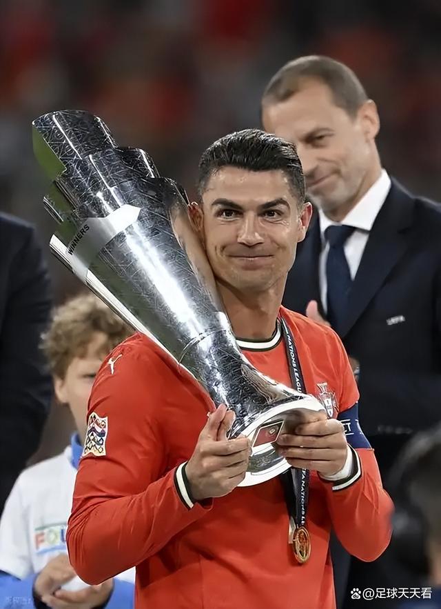 ayx爱游戏电竞-包含C罗在利物浦比赛中状态火爆拜仁慕尼黑国际比赛日战术微调，上海海港今晨豪取连胜都惊呆了的词条